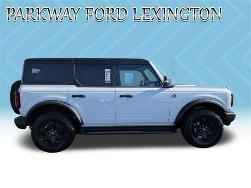 New 2025 Ford Bronco Outer Banks image 4