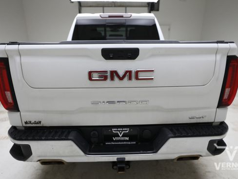 Used 2020 GMC Sierra 1500 SLT AWD/4WD image 3