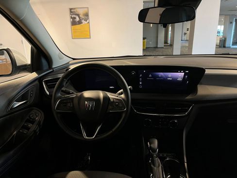 Used 2025 Buick Encore GX Preferred image 34