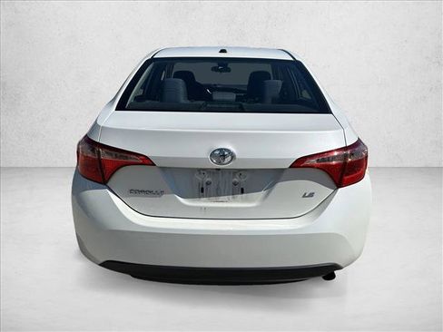 Used 2019 Toyota Corolla LE w/ LE Premium Package w/Moonroof FWD image 5