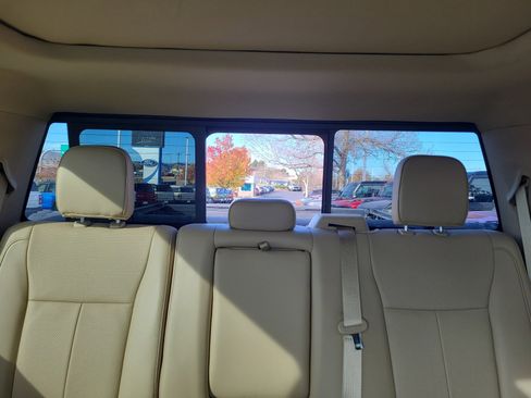 Certified 2018 Ford F150 Lariat w/ Equipment Group 502A Luxury image 35