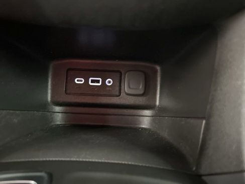 Used 2024 Chevrolet Equinox LT AWD/4WD image 20