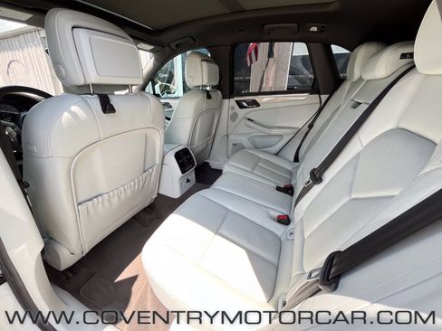 Used 2017 Porsche Macan S AWD/4WD image 33