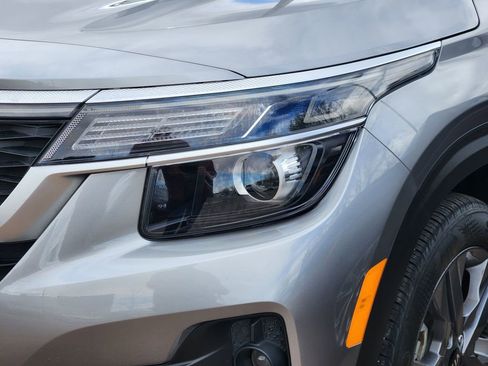 Used 2021 Kia Seltos S image 23