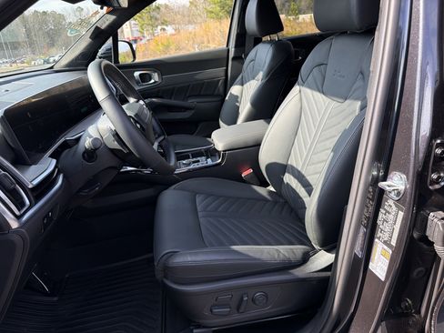 Used 2026 Kia Sorento SX Prestige image 9