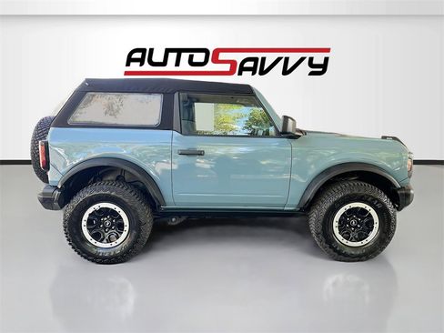 Used 2023 Ford Bronco Badlands w/ Sasquatch Package image 8