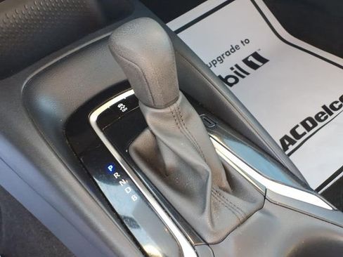 Used 2024 Toyota Corolla LE image 12