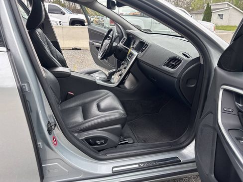 Used 2013 Volvo S60 T5 FWD image 23