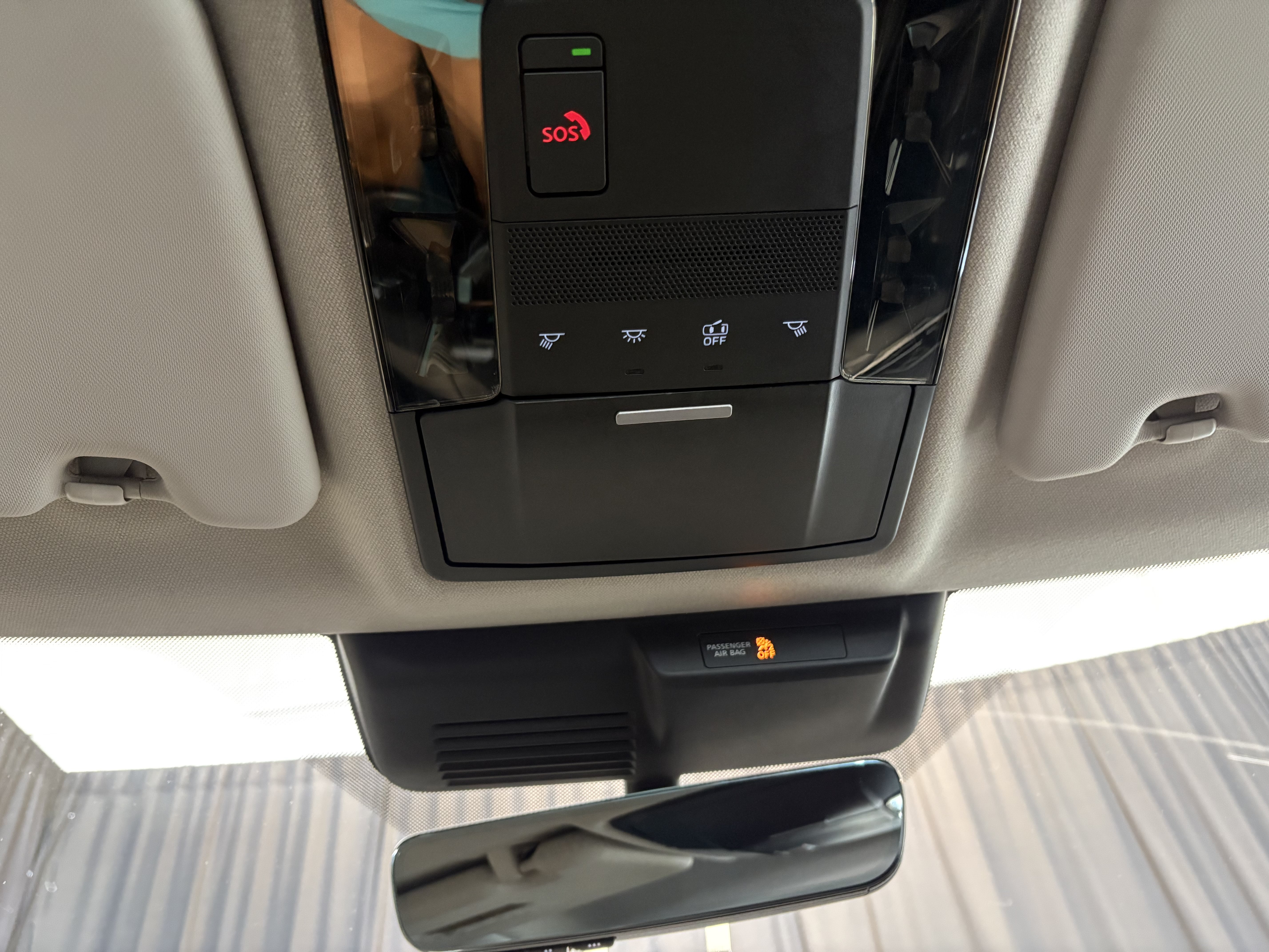 Used 2025 Mitsubishi Outlander SE AWD/4WD image 19