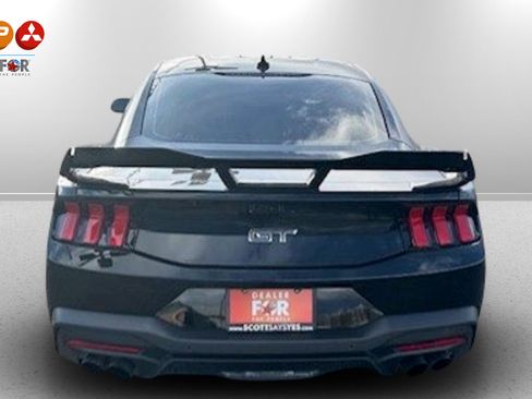Used 2024 Ford Mustang GT Premium image 4