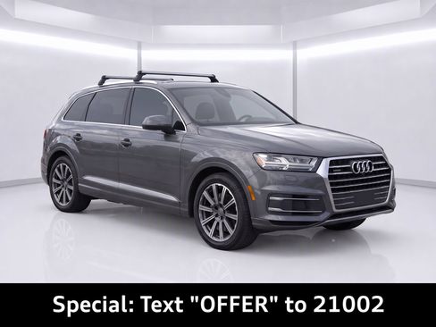Used 2018 Audi Q7 3.0T Premium Plus w/ Premium Plus Package AWD/4WD image 2