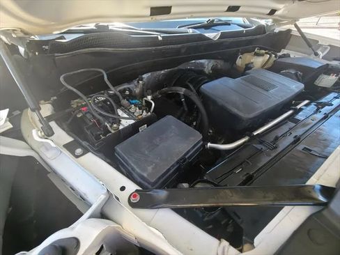 Used 2023 Chevrolet Silverado 1500 Custom Trail Boss AWD/4WD image 41