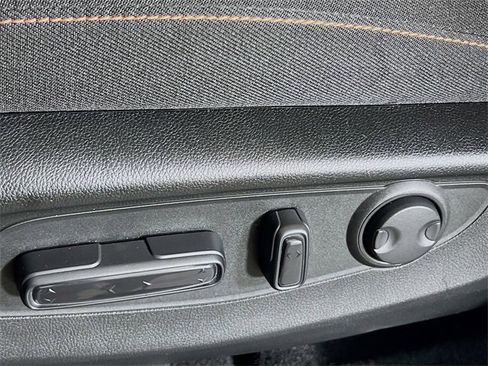 Certified 2025 Honda CR-V Sport image 17