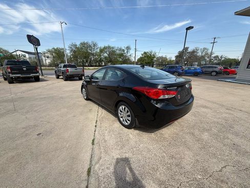 Used 2013 Hyundai Elantra GLS image 5