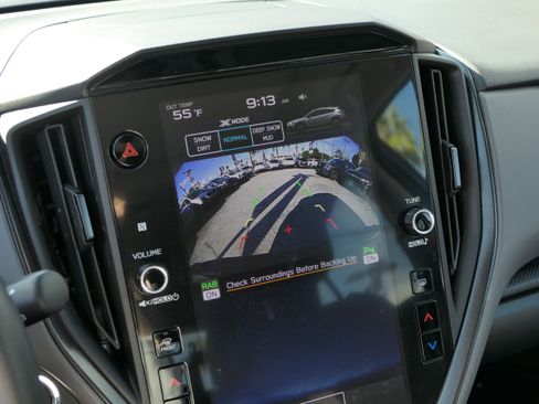 Used 2025 Subaru Crosstrek 2.5i Limited w/ Crosstrek Mirror Package image 19