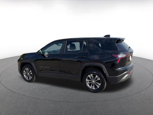 Used 2025 Chevrolet Equinox LT FWD image 10