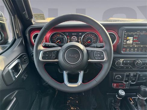 Used 2023 Jeep Gladiator Rubicon w/ Cold Weather Group image 13