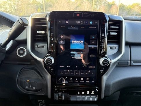 Used 2025 RAM 2500 Big Horn image 18