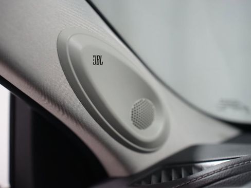 Certified 2021 Toyota Highlander Limited image 27