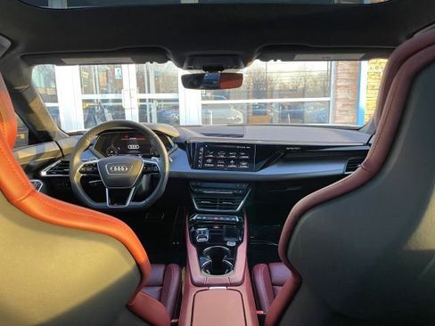 Used 2022 Audi RS e-tron GT w/ Carbon Performance Package image 39