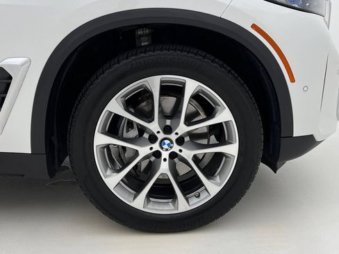 Certified 2026 BMW X5 xDrive40i w/ Climate Comfort Package AWD/4WD image 30