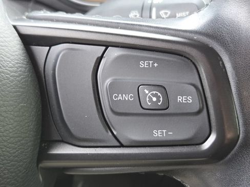 Used 2021 Jeep Wrangler Unlimited Sport AWD/4WD image 11
