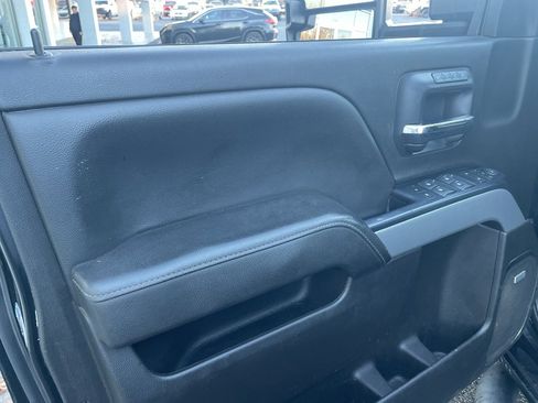 Used 2019 Chevrolet Silverado 2500 LTZ w/ Duramax Plus Package image 11