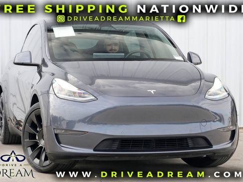Used 2021 Tesla Model Y Long Range image 2