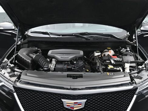 Certified 2023 Cadillac XT6 Sport w/ Technology Package AWD/4WD image 19