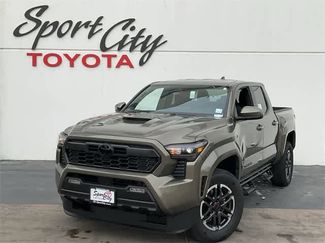 New 2026 Toyota Tacoma TRD Sport video 1