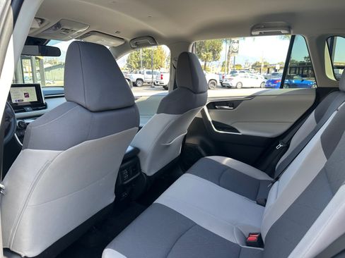 Used 2024 Toyota RAV4 XLE image 17