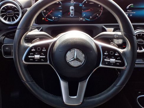 Used 2022 Mercedes-Benz A 220 image 20