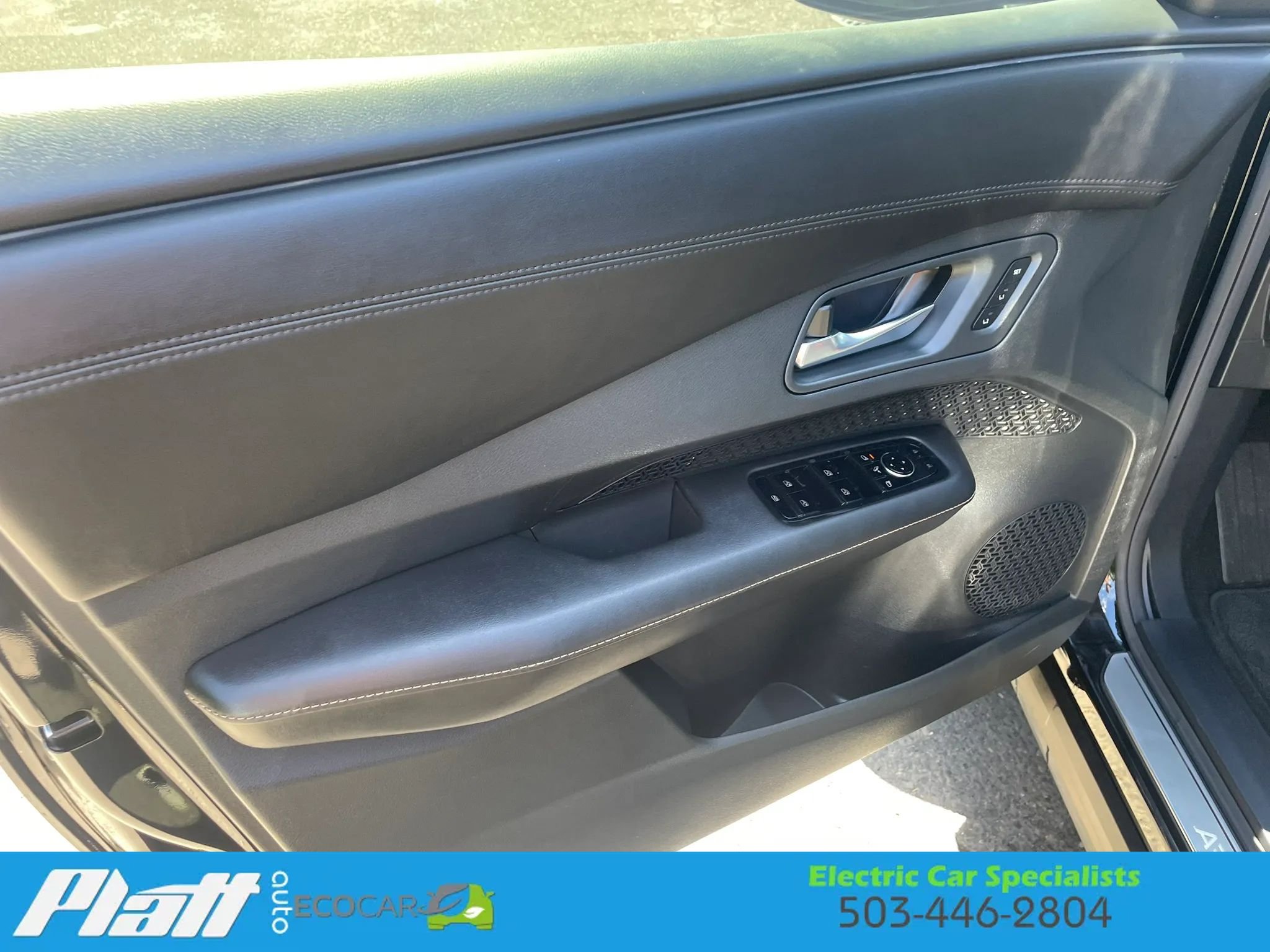 Used 2023 Nissan Ariya FWD image 23