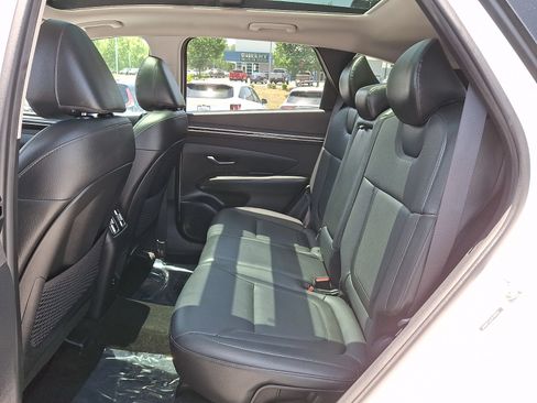 Used 2023 Hyundai Tucson Limited AWD/4WD image 10