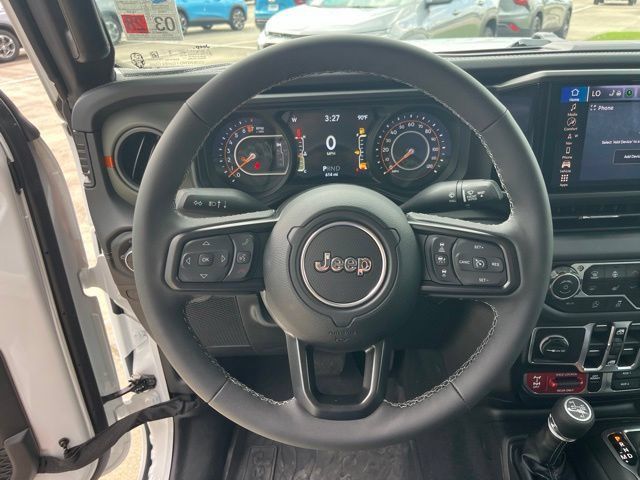 Used 2026 Jeep Gladiator Mojave AWD/4WD image 15