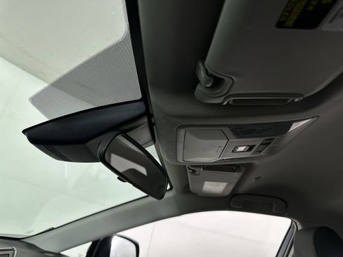 Used 2023 Toyota RAV4 XLE AWD/4WD image 19