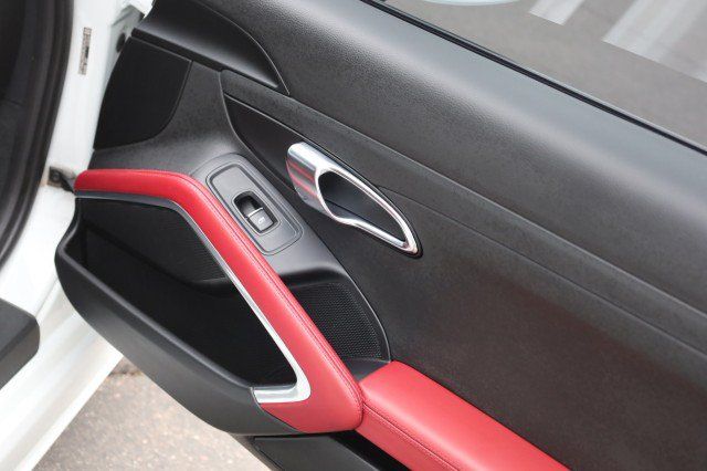 Used 2018 Porsche 718 Cayman RWD image 43