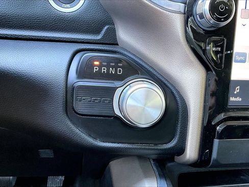 Used 2022 RAM 1500 Laramie RWD image 31