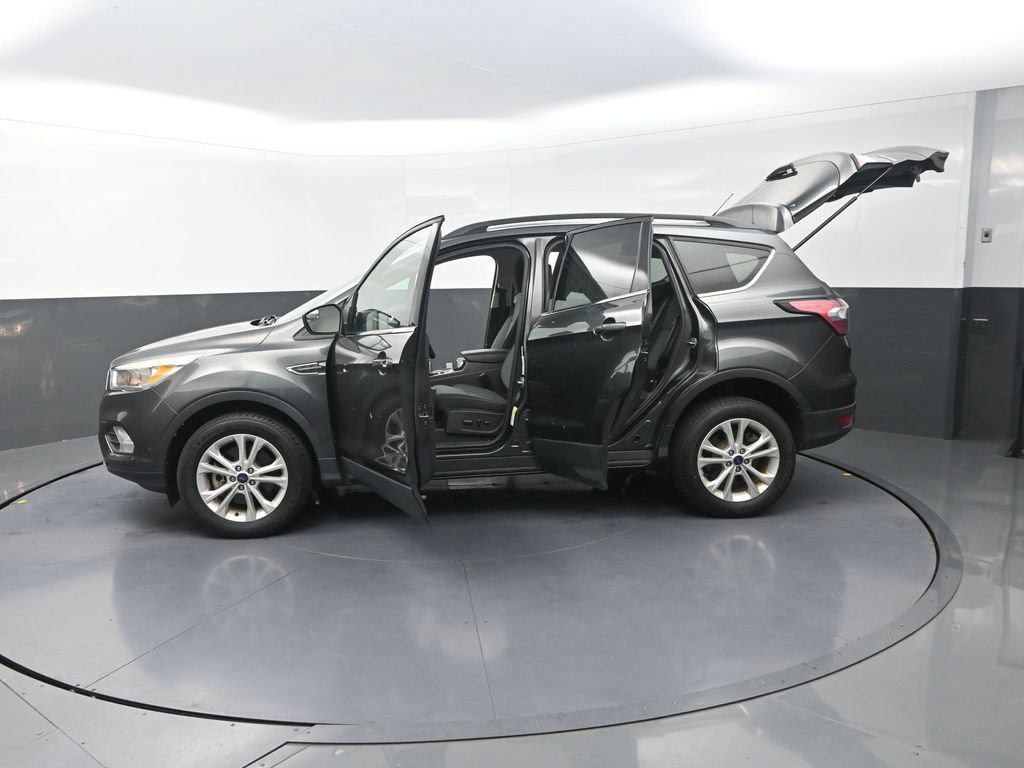 Used 2018 Ford Escape SE AWD/4WD image 34