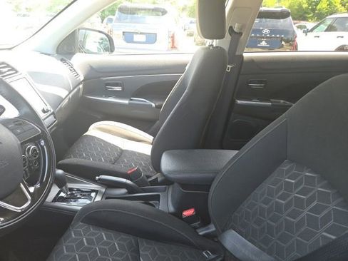 Used 2021 Mitsubishi Outlander Sport SE AWD/4WD image 8