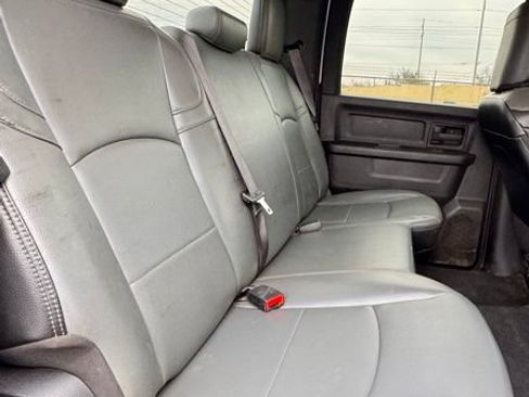 Used 2022 RAM 2500 Tradesman w/ Chrome Appearance Group AWD/4WD image 14