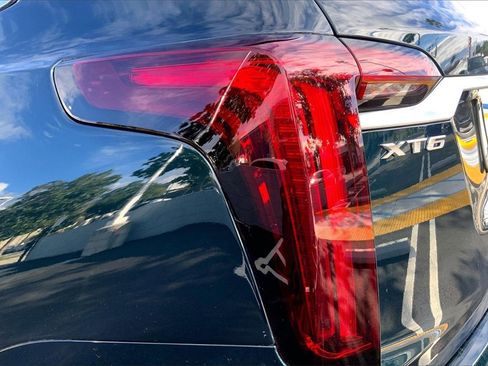 Used 2025 Cadillac XT6 Premium Luxury image 15