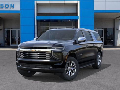 New 2026 Chevrolet Suburban Premier RWD image 6