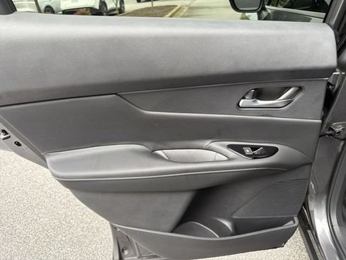Certified 2025 Nissan Murano SV AWD/4WD image 24