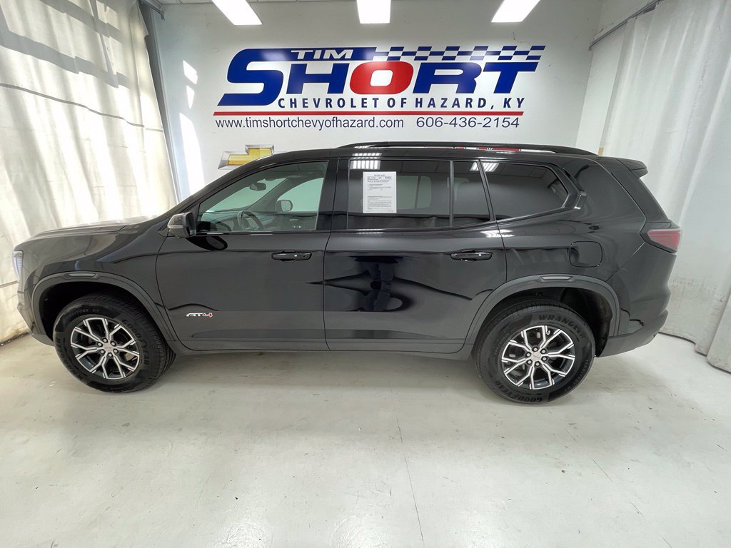 Used 2024 GMC Acadia AT4 AWD/4WD image 9