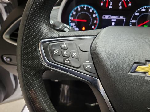 Used 2025 Chevrolet Malibu LT FWD image 24