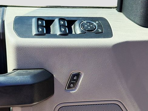 Used 2015 Ford F150 XL w/ Equipment Group 101A Mid image 17