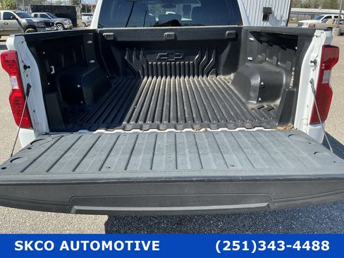 Used 2019 Chevrolet Silverado 1500 LT w/ All-Star Edition image 21