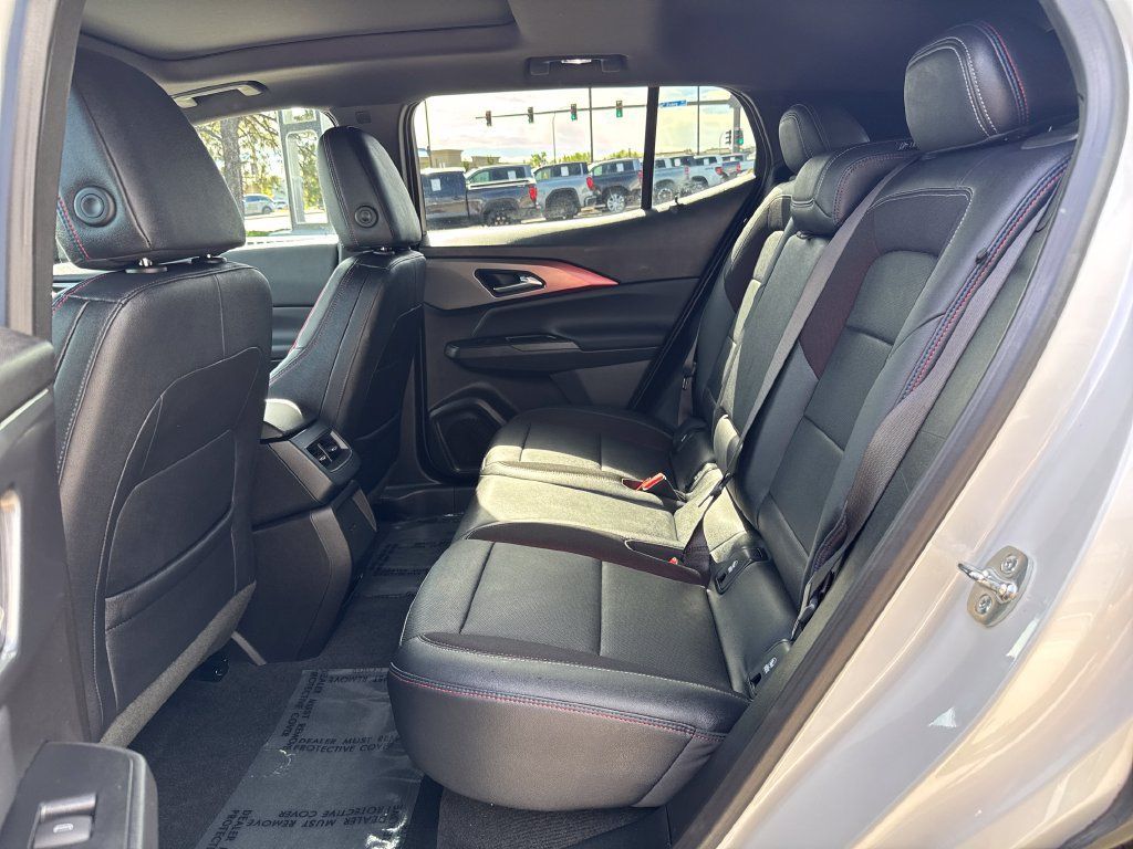 Used 2025 Chevrolet Equinox EV RS w/ LPO, Trailering Package AWD/4WD image 24