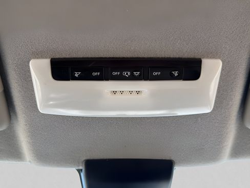 Certified 2022 Nissan Kicks S FWD image 24